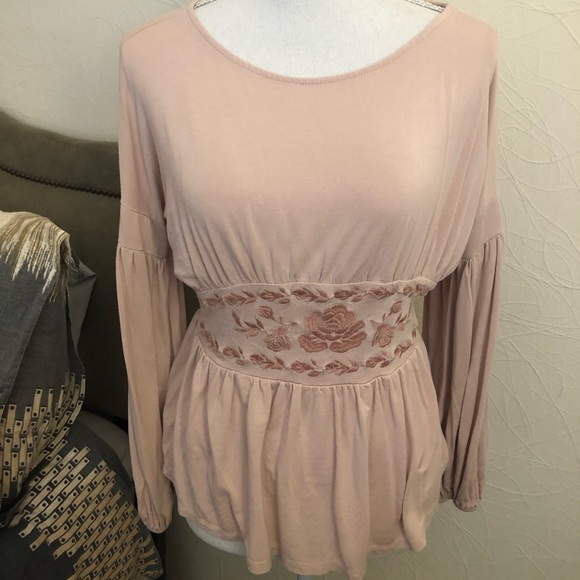 Xhilaration Tops - Xhilaration Pink Embroidered Peplum Top